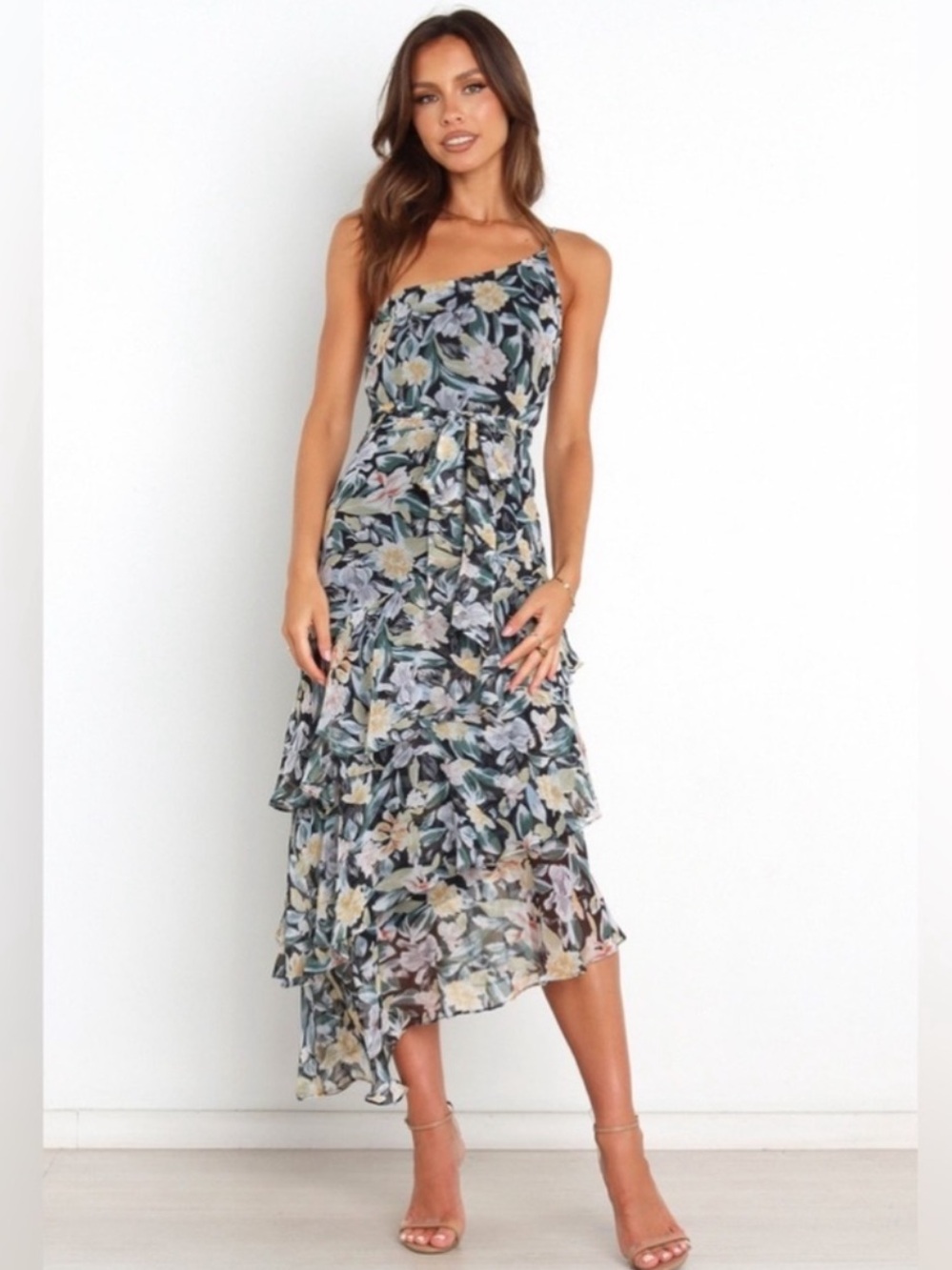 Petal & Pup‎ Amren One Shoulder Tired Midi  Dress Size 8 Floral Black